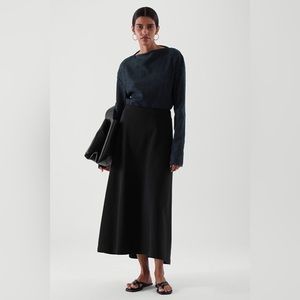 COS black pleated midi skirt NWT size M